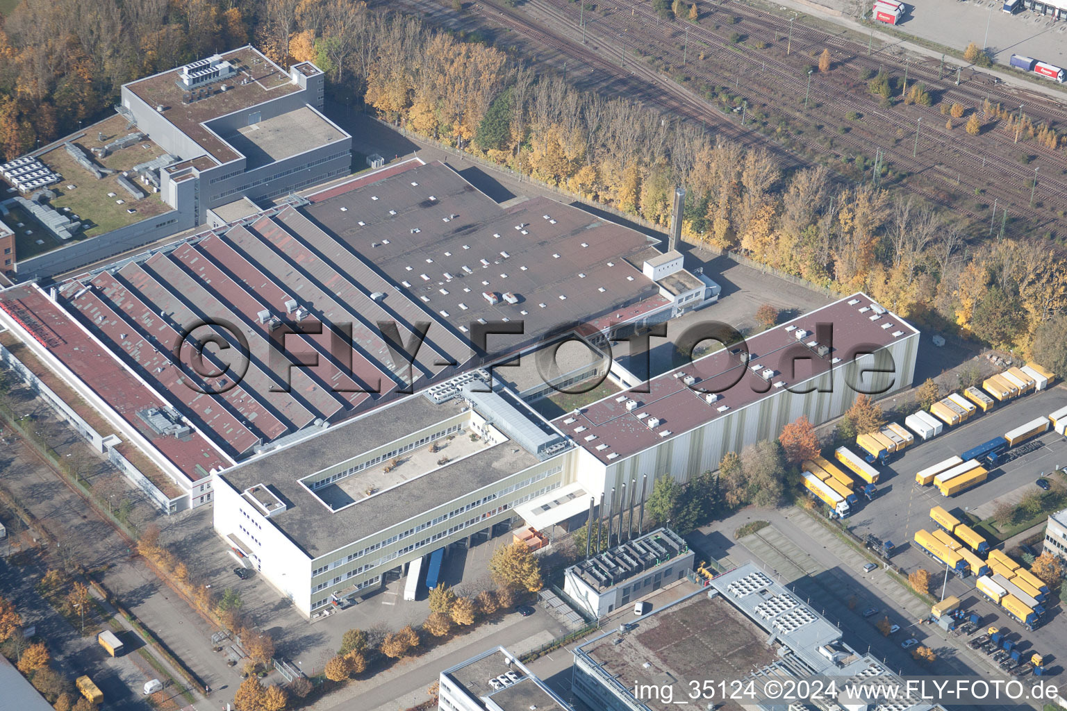 Aerial view of Killisfeld, German Homeopathy Union DHU-Arzneimittel GmbH & Co. KG in the district Durlach in Karlsruhe in the state Baden-Wuerttemberg, Germany