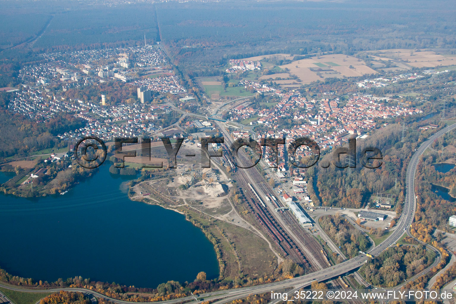 Aerial photograpy of From the east in Wörth am Rhein in the state Rhineland-Palatinate, Germany