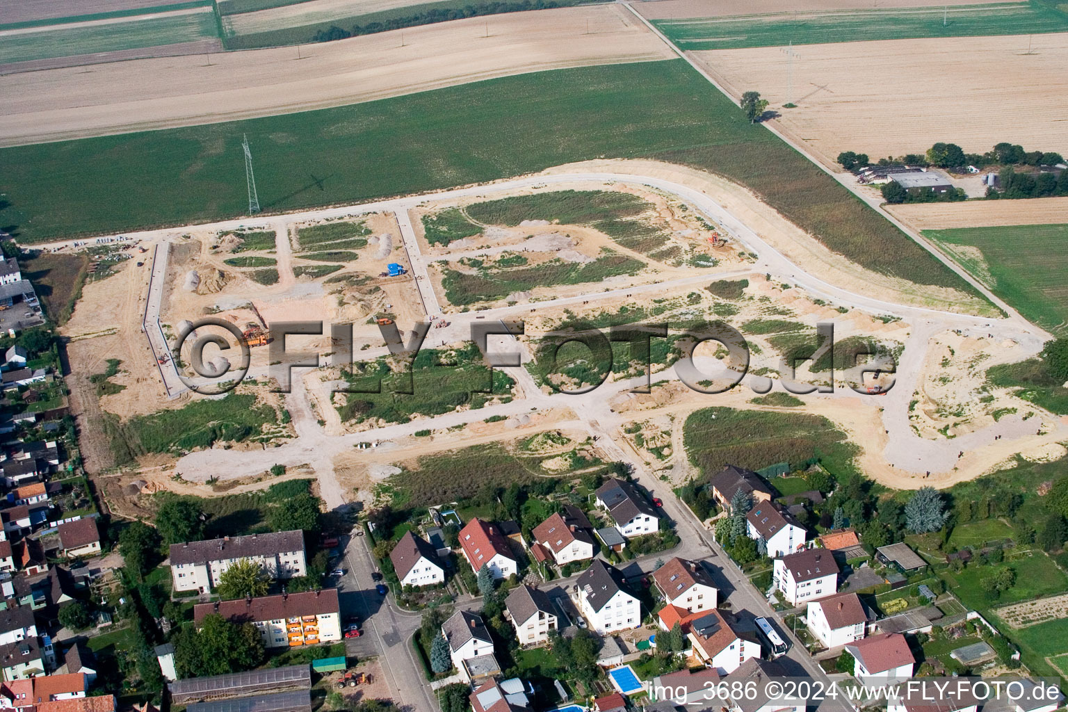 New development area Am Höhenweg in Kandel in the state Rhineland-Palatinate, Germany from a drone