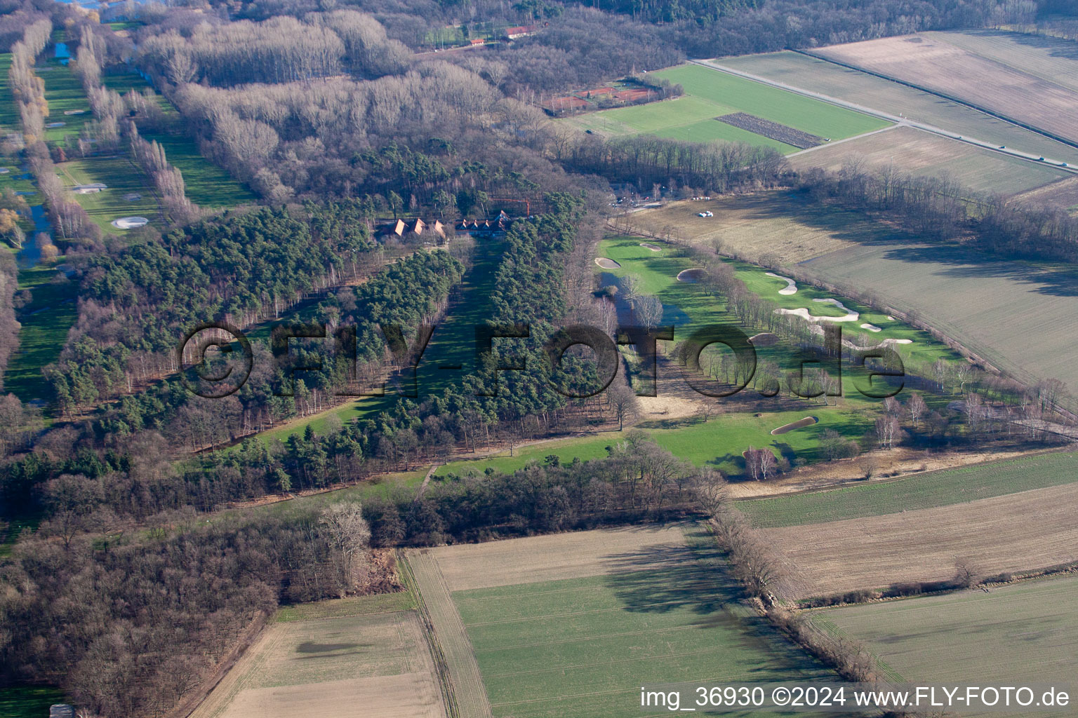 Bird's eye view of Golf Club Pfalz Neustadt ad Weinstraße eV in the district Geinsheim in Neustadt an der Weinstraße in the state Rhineland-Palatinate, Germany