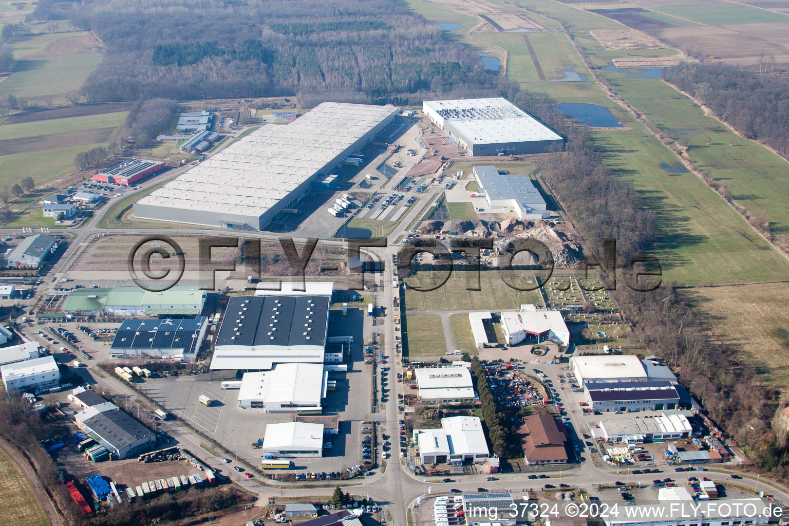 Oblique view of Horst industrial estate, 3rd construction phase Gazely in the district Minderslachen in Kandel in the state Rhineland-Palatinate, Germany