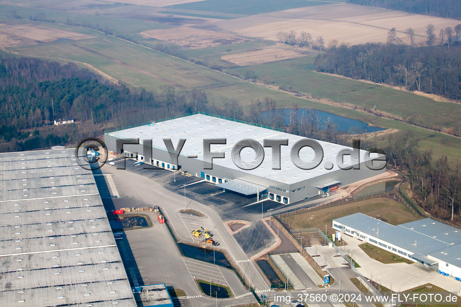 Horst industrial estate, 3rd construction phase Gazely in the district Minderslachen in Kandel in the state Rhineland-Palatinate, Germany from above