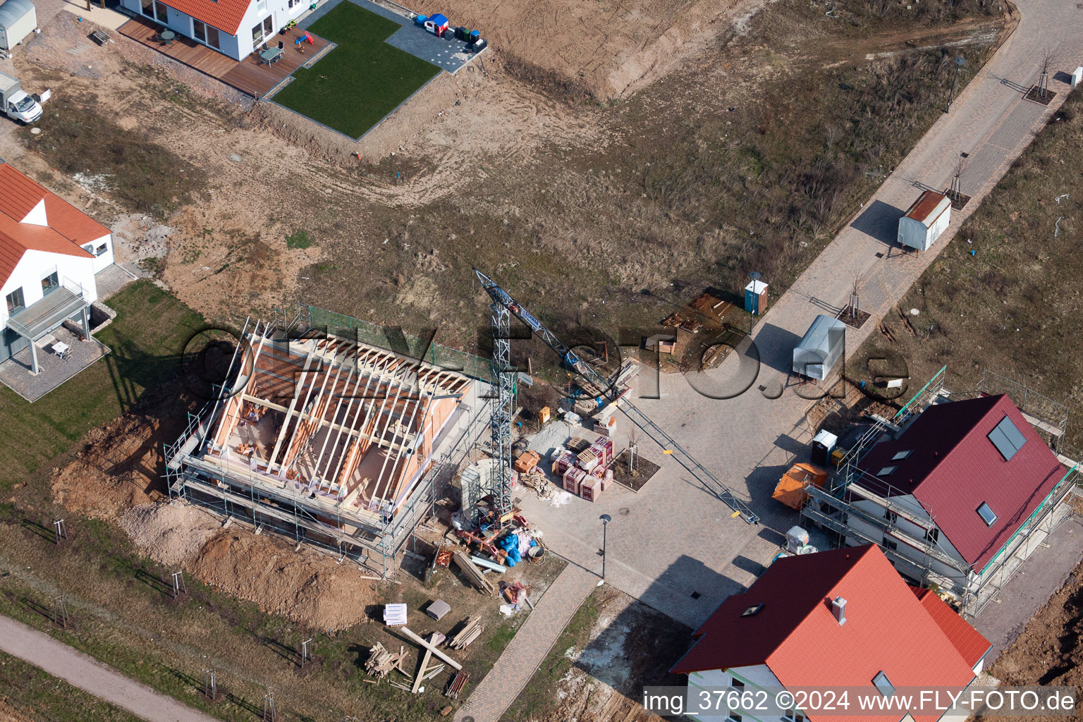 Aerial view of New development area in the district Mörlheim in Landau in der Pfalz in the state Rhineland-Palatinate, Germany