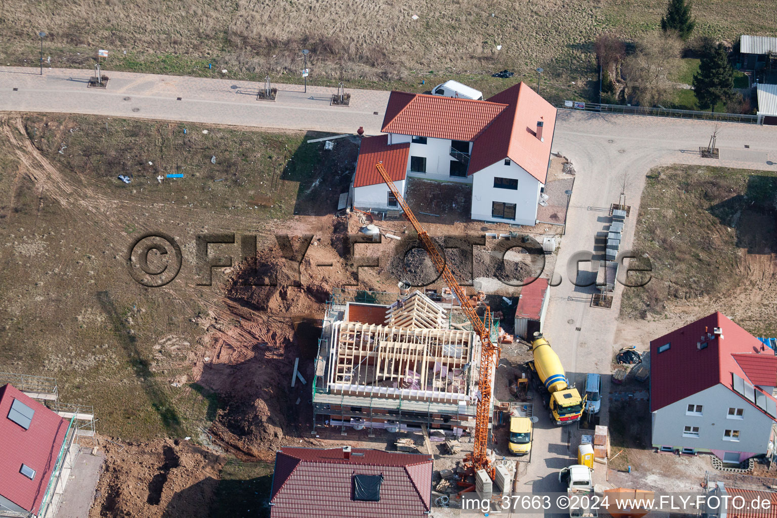 Aerial photograpy of New development area in the district Mörlheim in Landau in der Pfalz in the state Rhineland-Palatinate, Germany