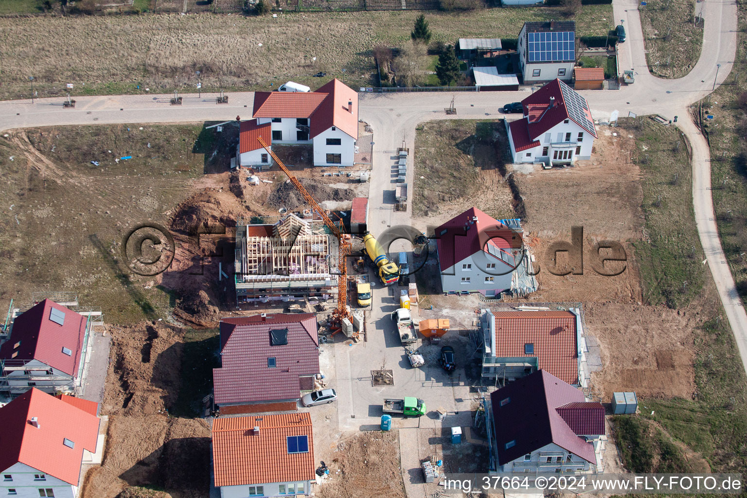 Oblique view of New development area in the district Mörlheim in Landau in der Pfalz in the state Rhineland-Palatinate, Germany