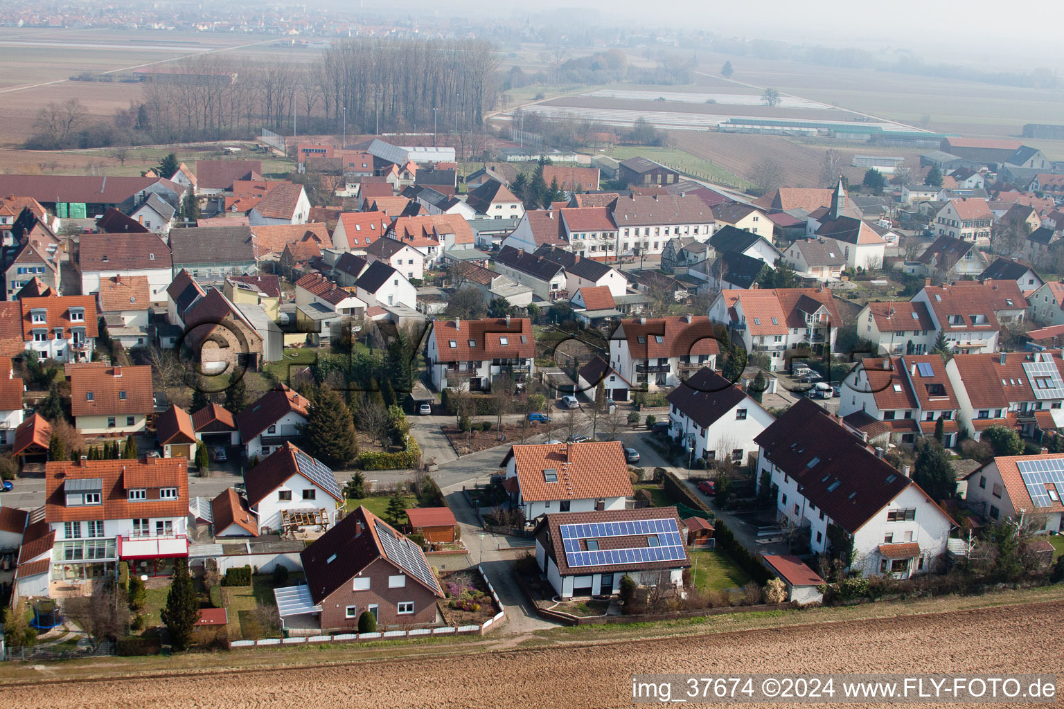 New development area in the district Mörlheim in Landau in der Pfalz in the state Rhineland-Palatinate, Germany from the drone perspective