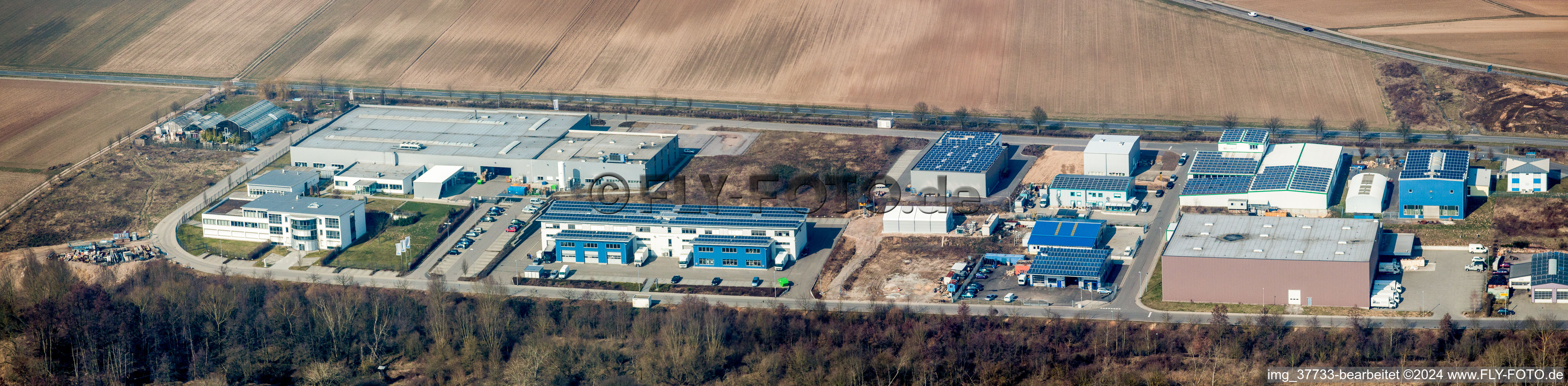 Panoramic perspective Industrial estate and company settlement West in Herxheim bei Landau (Pfalz) in the state Rhineland-Palatinate, Germany