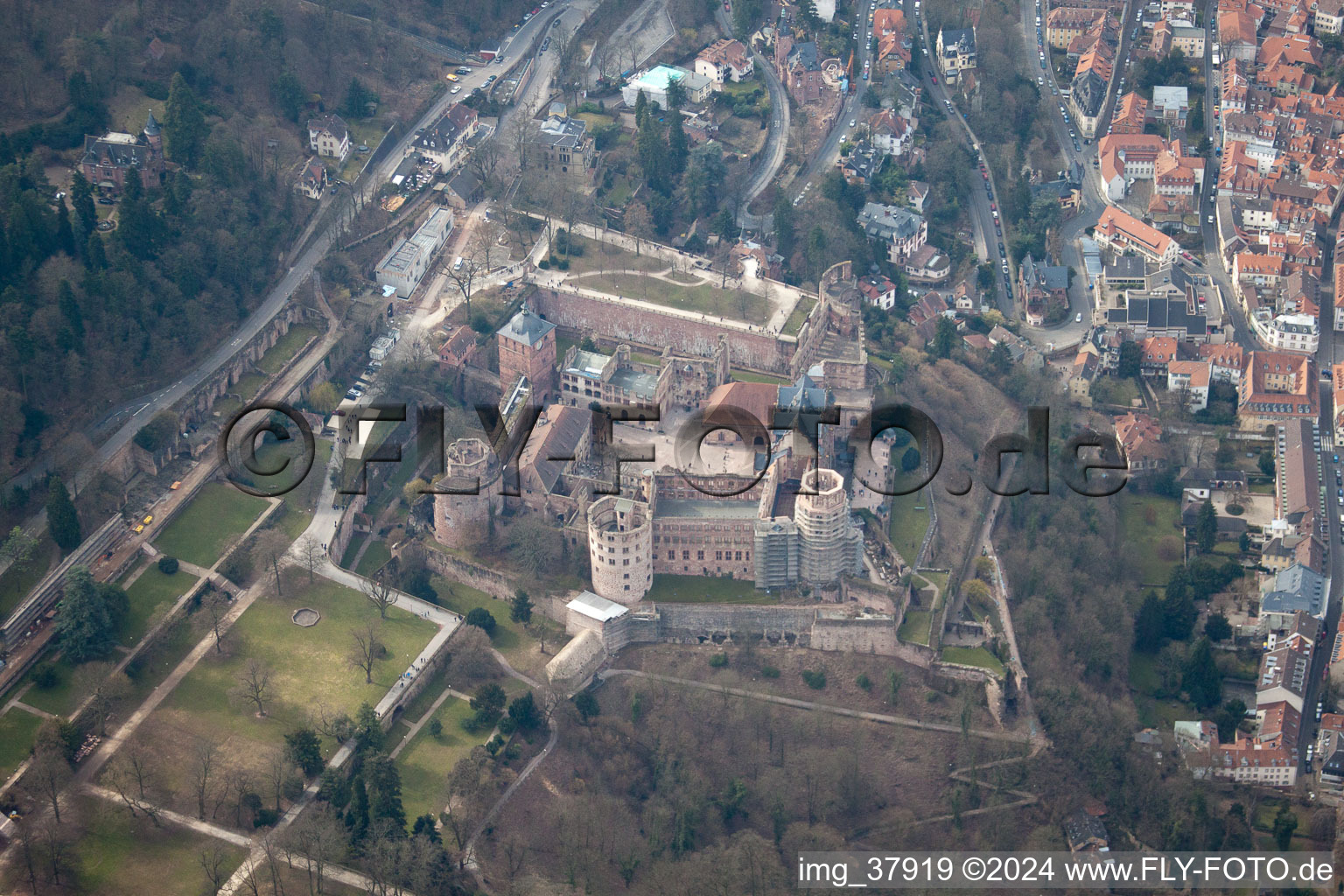 Aerial view of Heidelberg Castle in the district Kernaltstadt in Heidelberg in the state Baden-Wuerttemberg, Germany