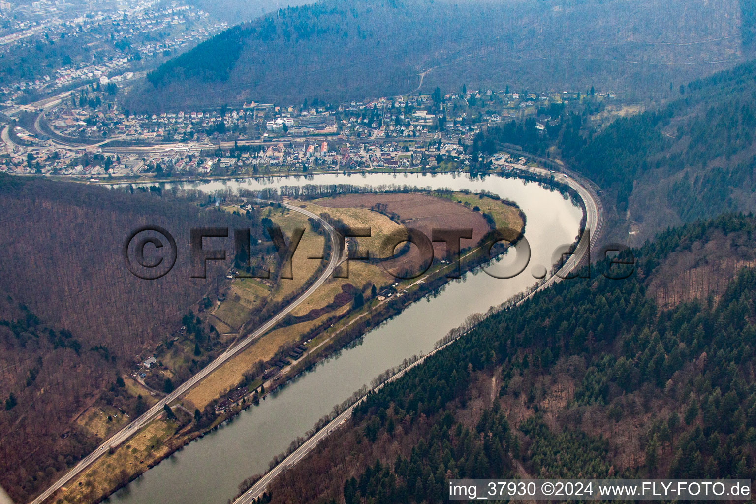 Neckar bend in Neckargemünd in the state Baden-Wuerttemberg, Germany