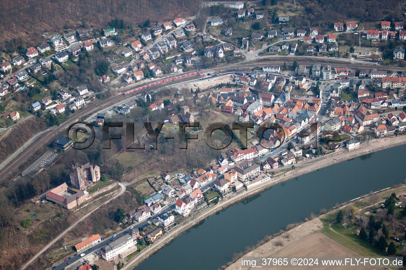 Oblique view of Middle castle from 1165 in Neckarsteinach in the state Hesse, Germany