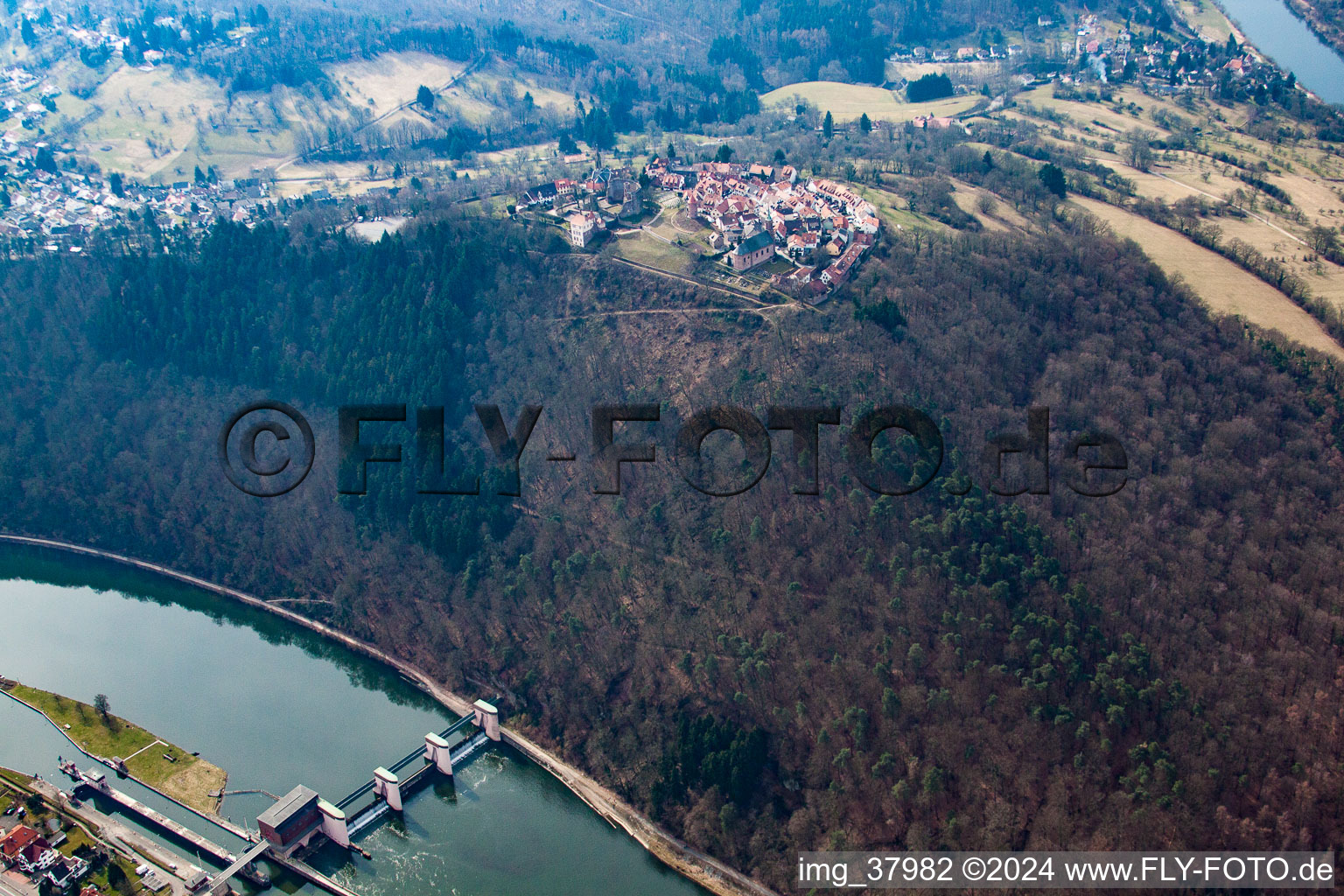 Above the lock of Neckarsteinach in the district Dilsberg in Neckargemünd in the state Baden-Wuerttemberg, Germany