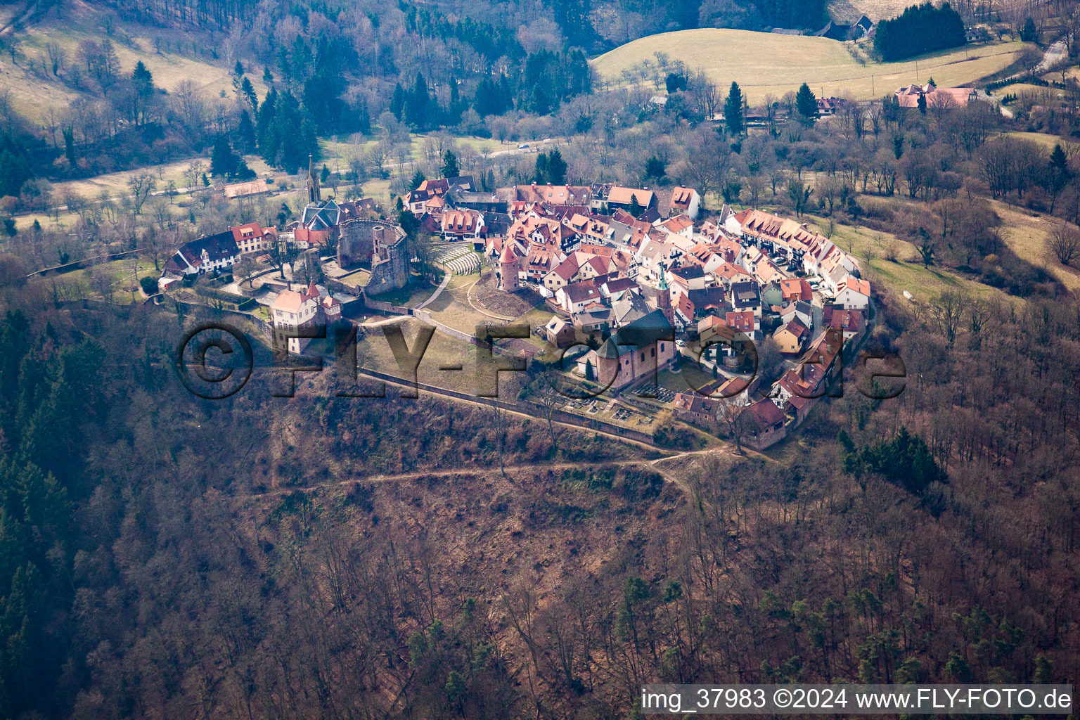 From northeast in the district Dilsberg in Neckargemünd in the state Baden-Wuerttemberg, Germany