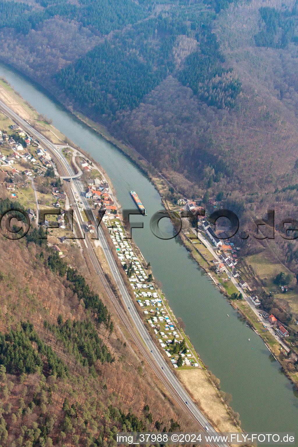 Aerial photograpy of Camping site Hessisches Neckartal in the district Neckarhausen in Neckarsteinach in the state Hesse, Germany