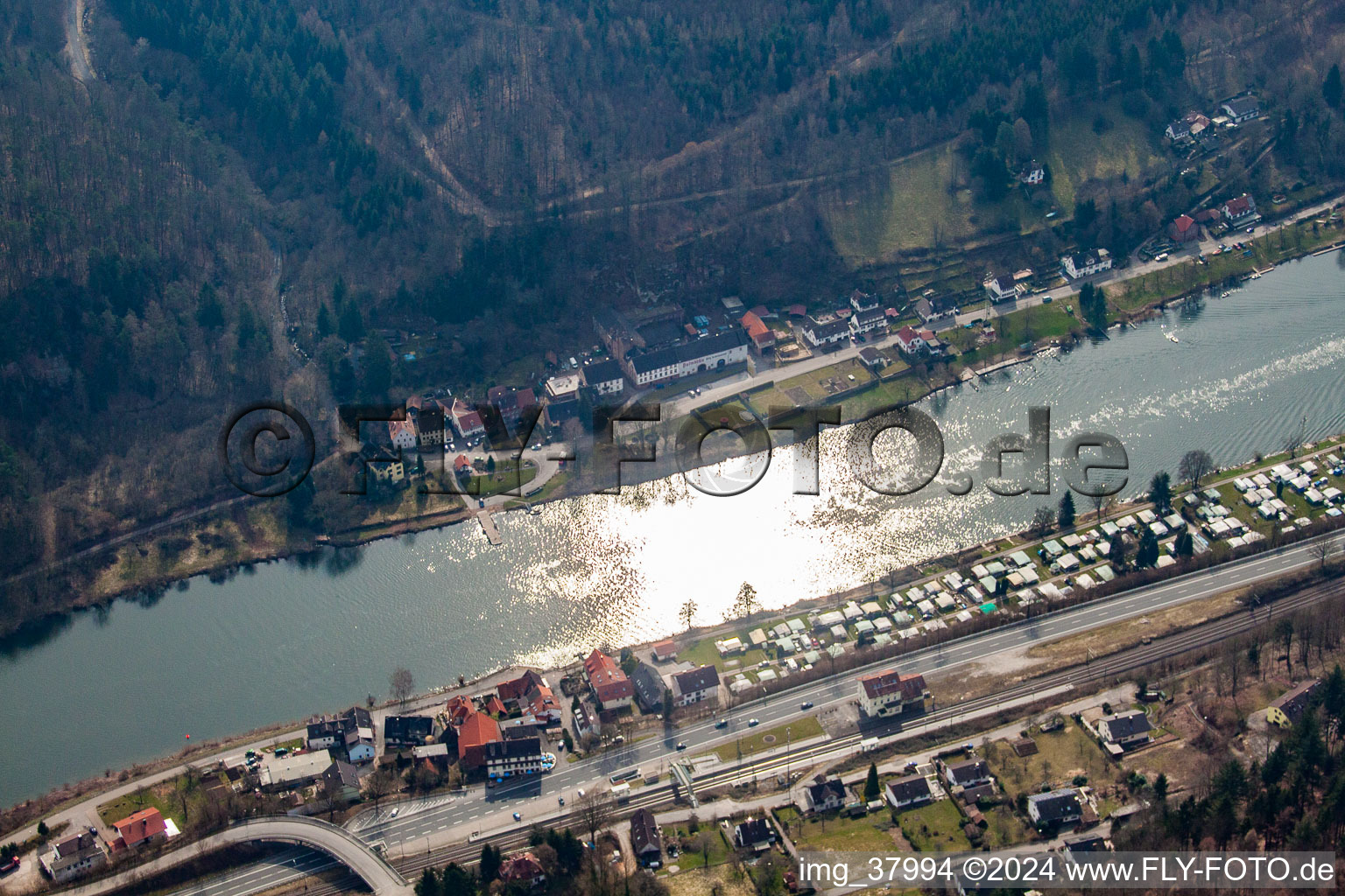 Neckarhäuserhof, ferry across the Neckar to Neckarhausen in the district Neckarhausen in Neckarsteinach in the state Hesse, Germany