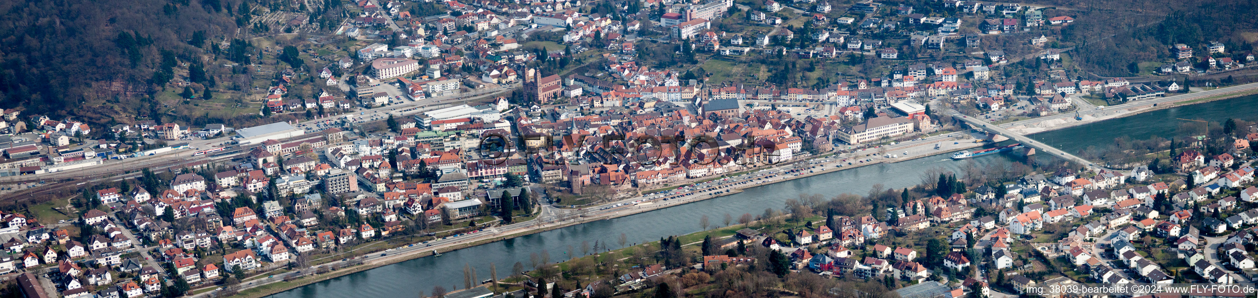 Panoramic perspective of Village on the banks of the area Neckar - river course in Eberbach in the state Baden-Wurttemberg