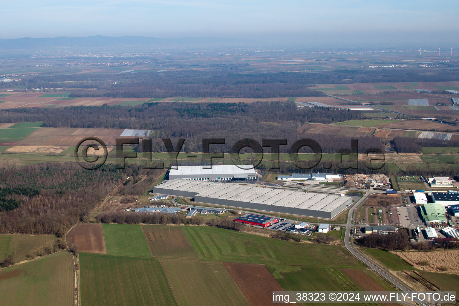 Minderlachen, Horst industrial estate, Gazeley Logistic in the district Minderslachen in Kandel in the state Rhineland-Palatinate, Germany