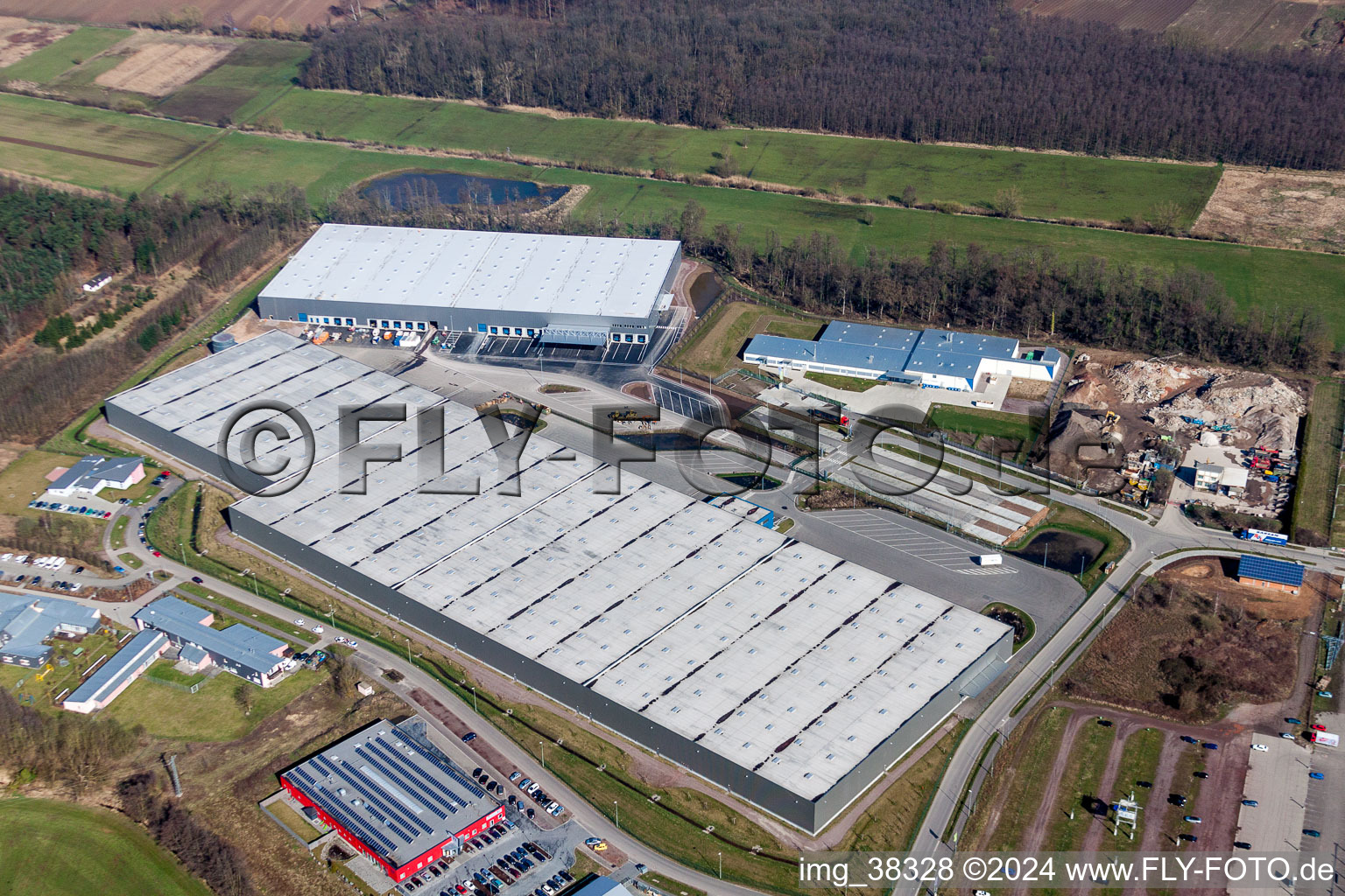 New building construction site in the industrial park Horst for Friedrich Zufall GmbH & Co. KG Internationale Spedition in the district Gewerbegebiet Horst in Kandel in the state Rhineland-Palatinate, Germany from the plane