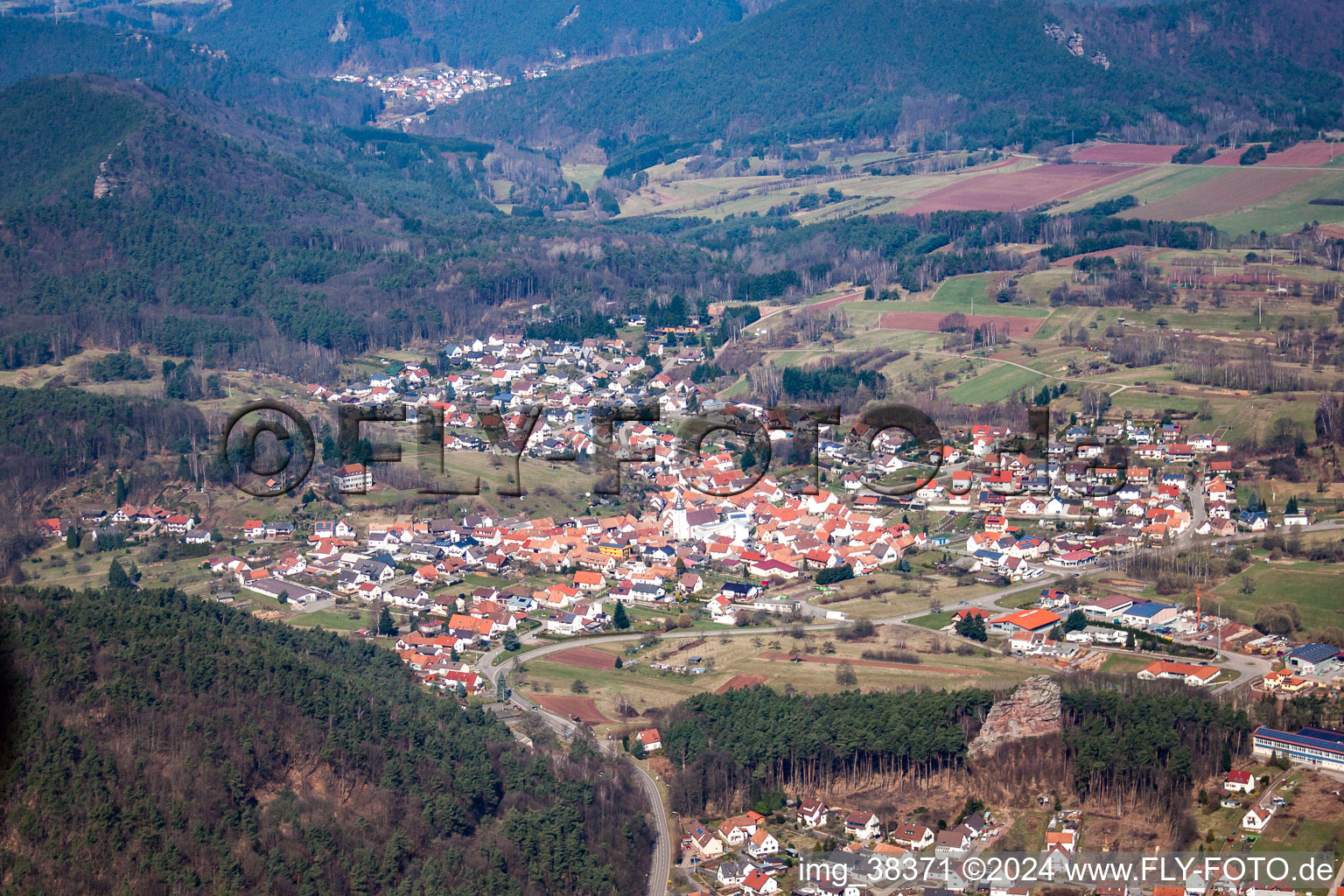 District Gossersweiler in Gossersweiler-Stein in the state Rhineland-Palatinate, Germany from above