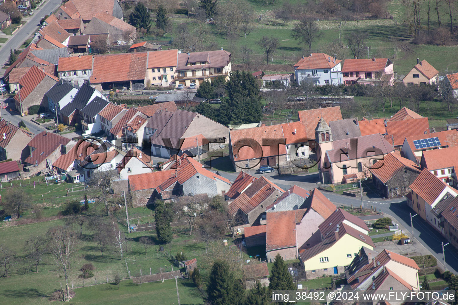 Oblique view of Weislingen in the state Bas-Rhin, France