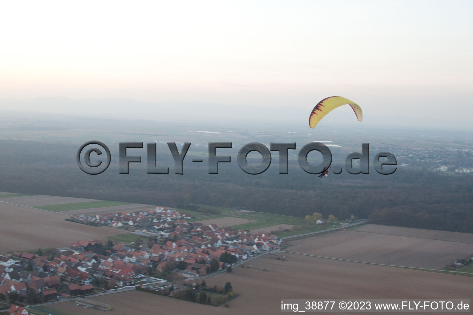 Bird's eye view of District Hayna in Herxheim bei Landau in the state Rhineland-Palatinate, Germany