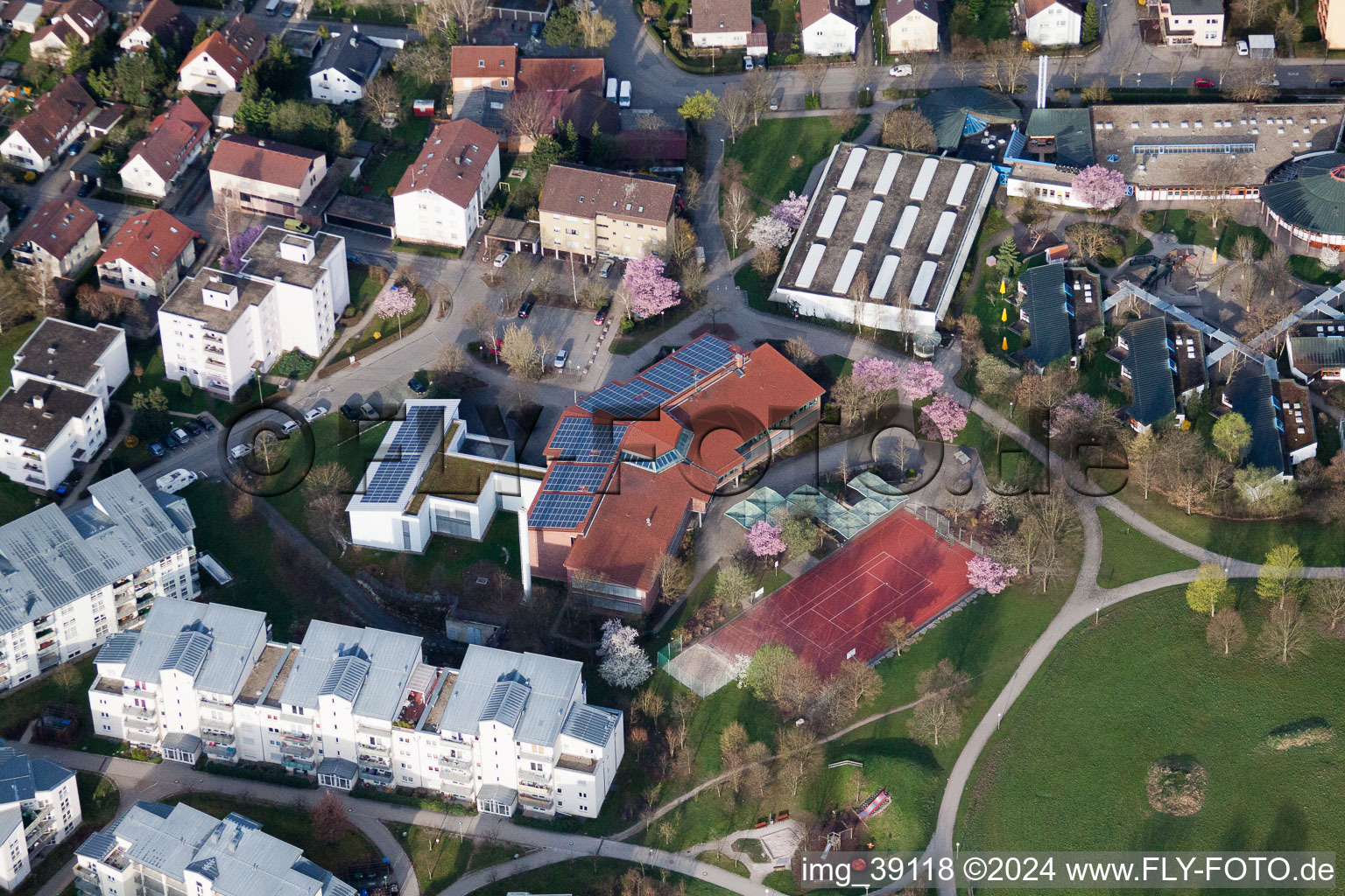 Easter Day Secondary School, Tiroler Straße in the district Eltingen in Leonberg in the state Baden-Wuerttemberg, Germany from above