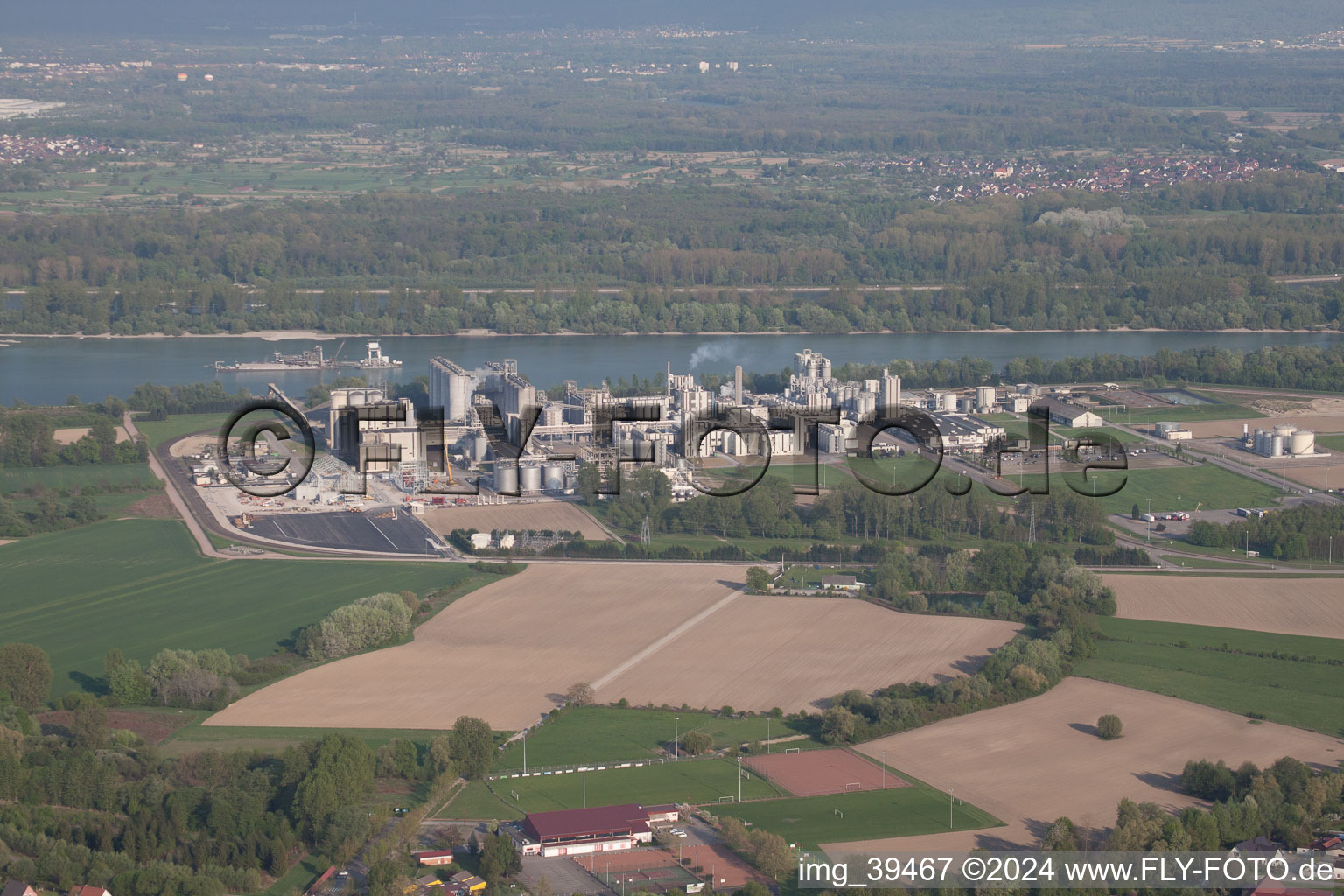 Oblique view of Beinheim in the state Bas-Rhin, France