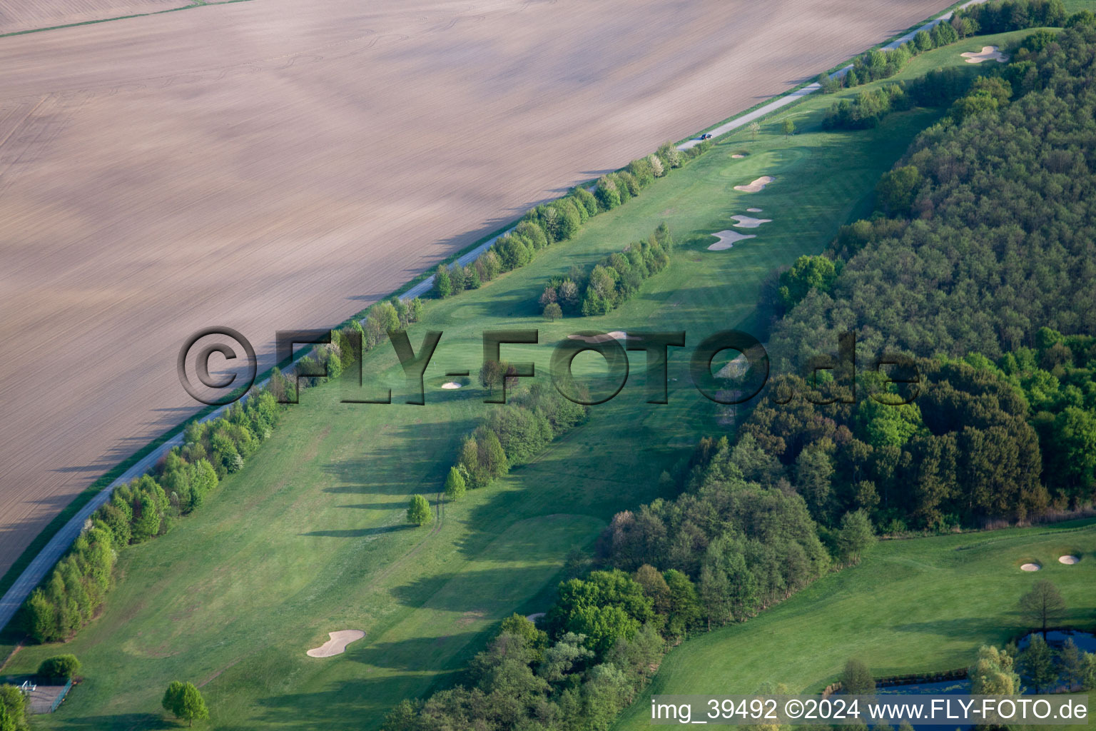 Golf club Soufflenheim Baden-Baden in Soufflenheim in the state Bas-Rhin, France seen from above