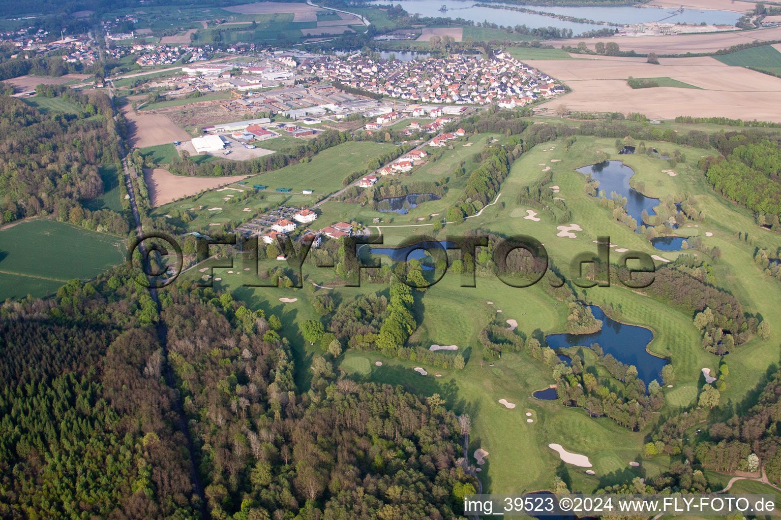 Bird's eye view of Golf Club Soufflenheim Baden-Baden in Soufflenheim in the state Bas-Rhin, France