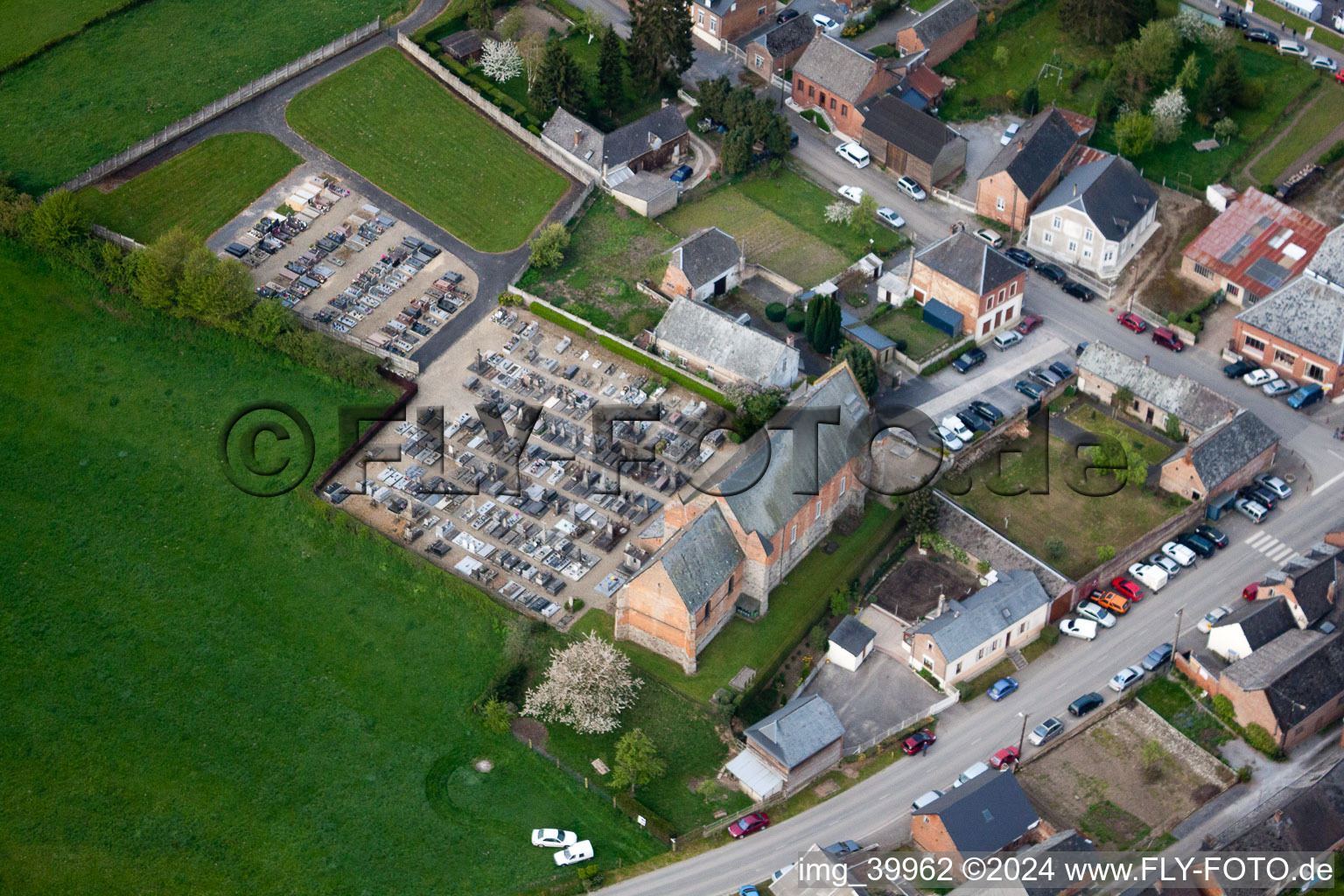 Oblique view of Marly-Gomont in the state Aisne, France