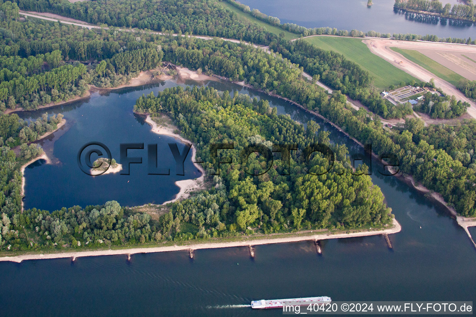 Aerial view of Old Rhine in the district Mechtersheim in Römerberg in the state Rhineland-Palatinate, Germany