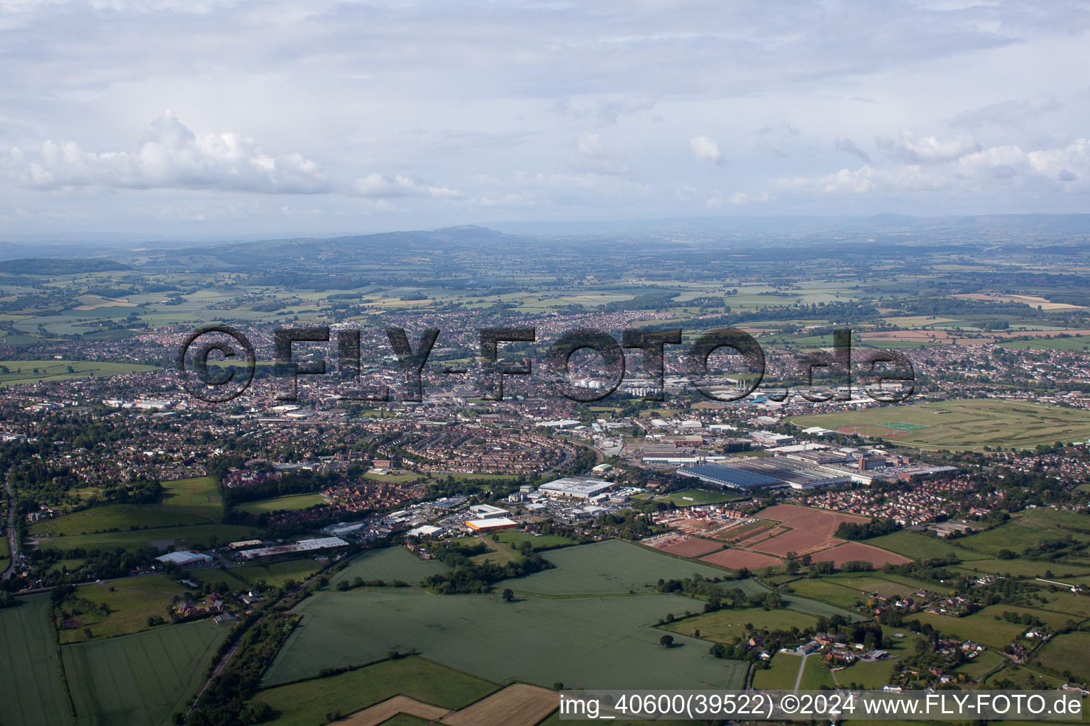 2. Refueling option with landing area on the sports/golf course in Sutton in the state England, Great Britain