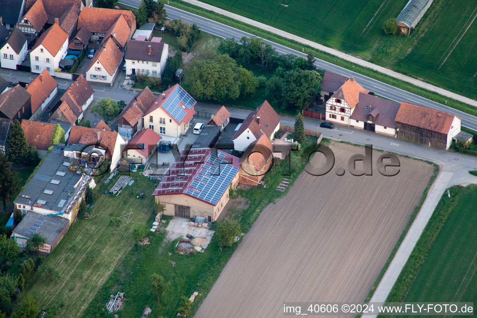 Aerial view of Brehmstr in the district Minderslachen in Kandel in the state Rhineland-Palatinate, Germany