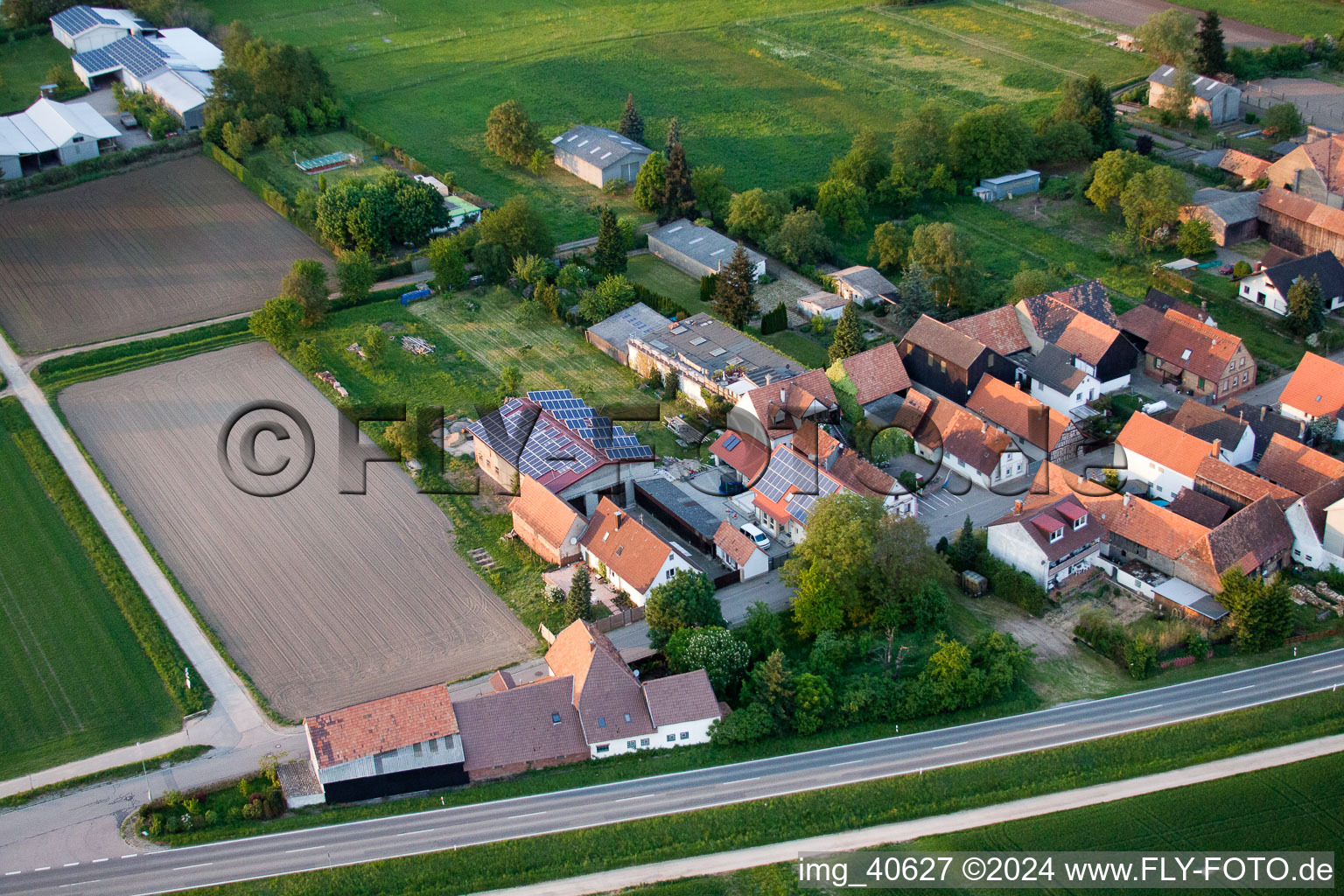 Drone recording of Brehmstr in the district Minderslachen in Kandel in the state Rhineland-Palatinate, Germany