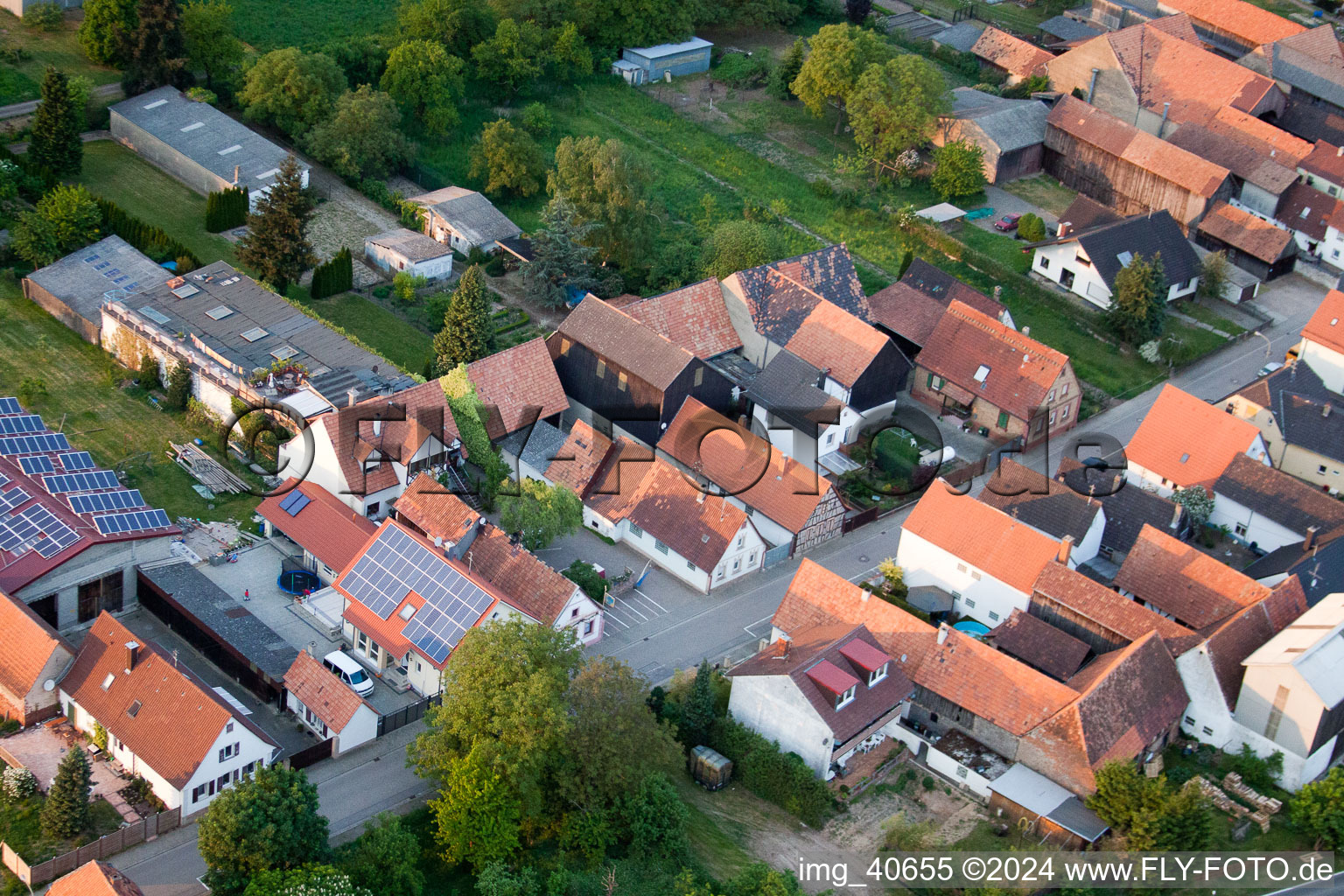 Brehmstr in the district Minderslachen in Kandel in the state Rhineland-Palatinate, Germany from above