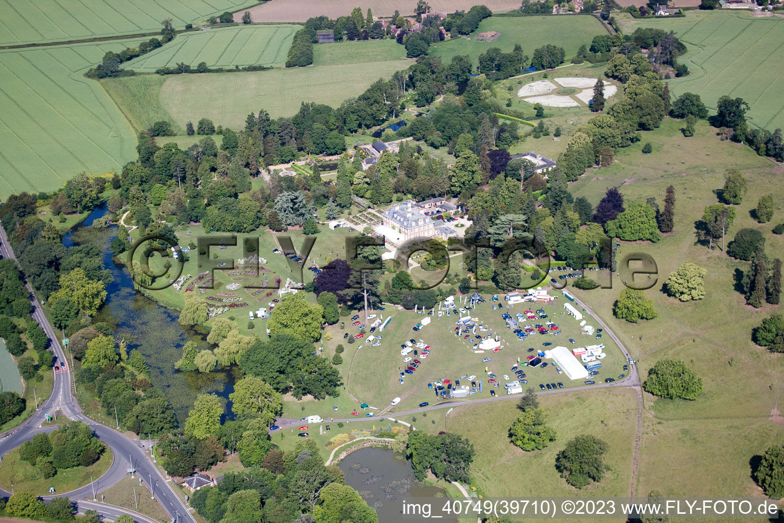 Car Market at Highnam Court near Lassington in Lassington in the state England, Great Britain