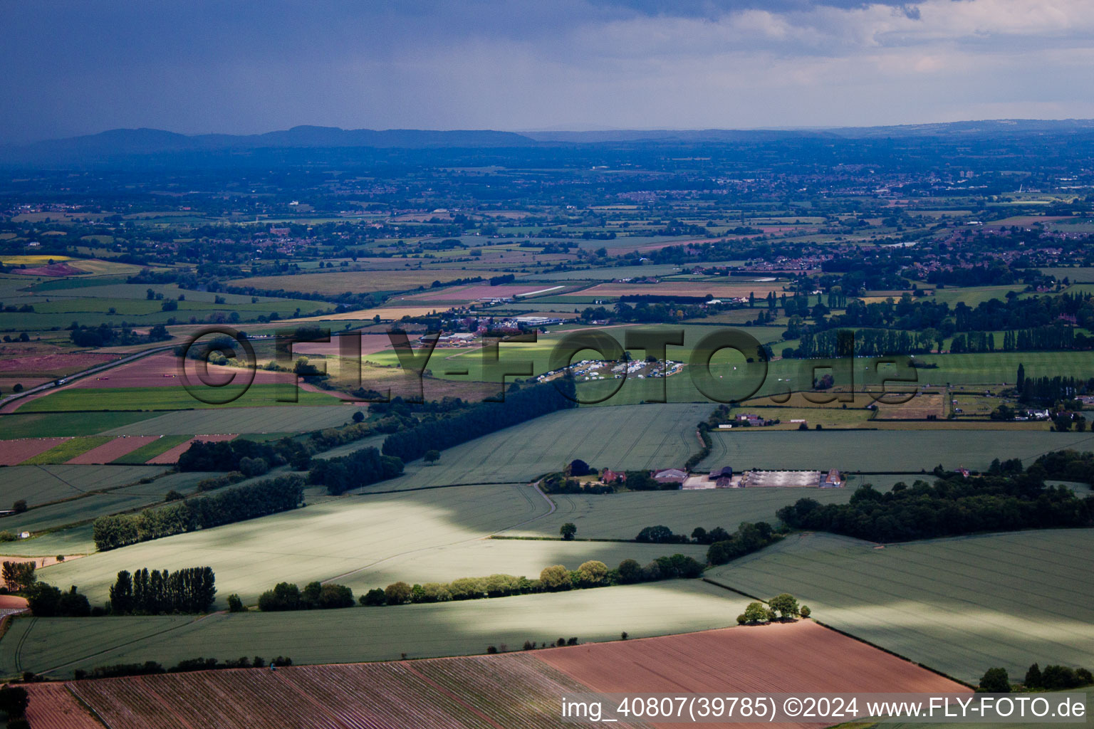 Back at camp just before the rain in Severn Stoke in the state England, Great Britain