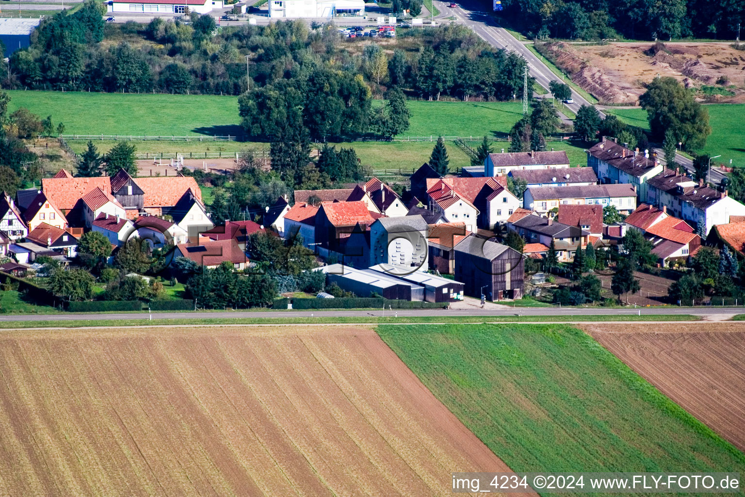 Aerial view of Brehmstr in the district Minderslachen in Kandel in the state Rhineland-Palatinate, Germany