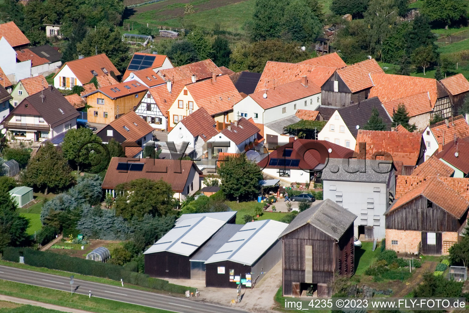 Aerial photograpy of Brehmstr in the district Minderslachen in Kandel in the state Rhineland-Palatinate, Germany