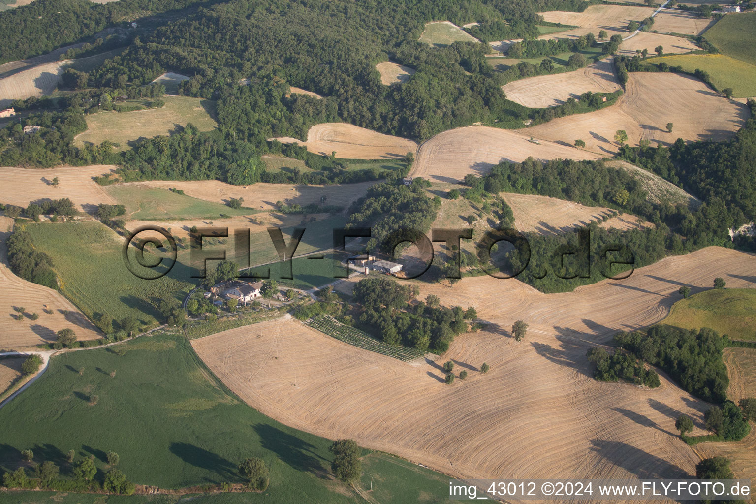 Bird's eye view of San Martino dei Muri in the state The Marches, Italy