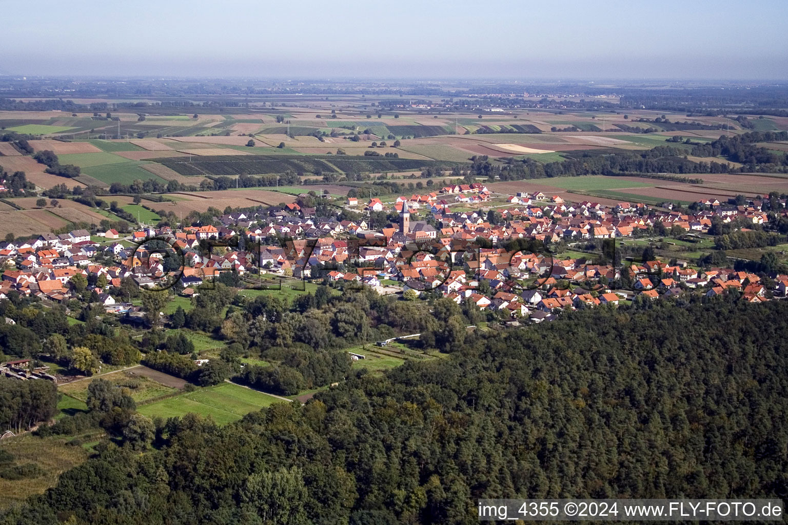 Village view in the district Schaidt in Wörth am Rhein in the state Rhineland-Palatinate, Germany