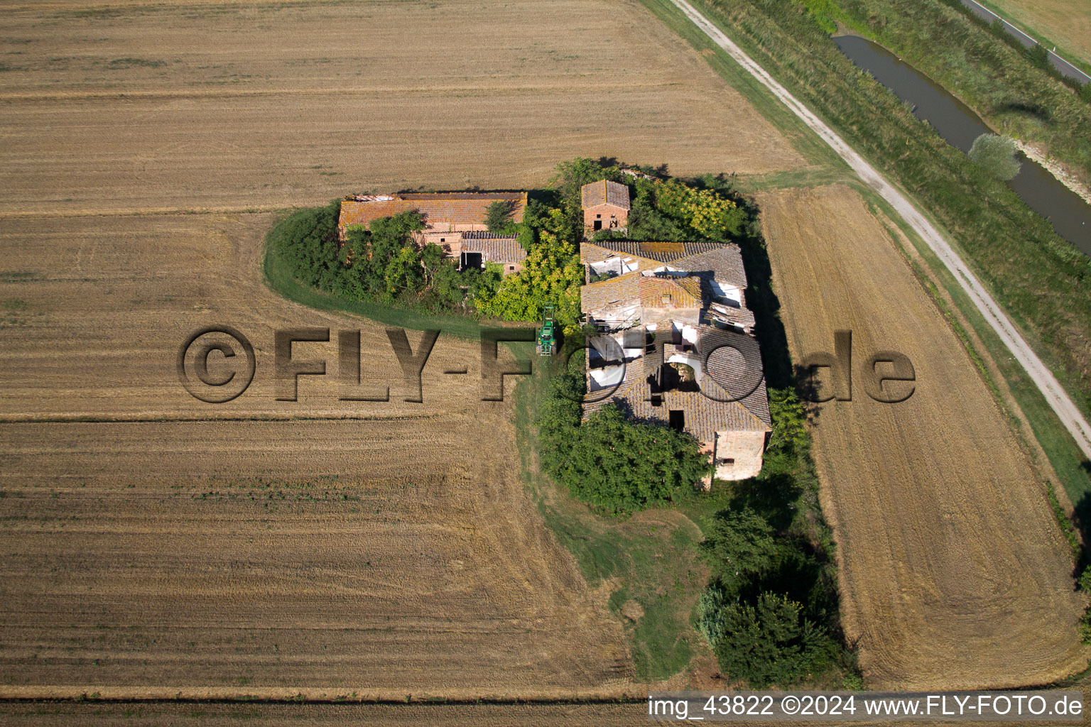 Oblique view of Creti in the state Tuscany, Italy