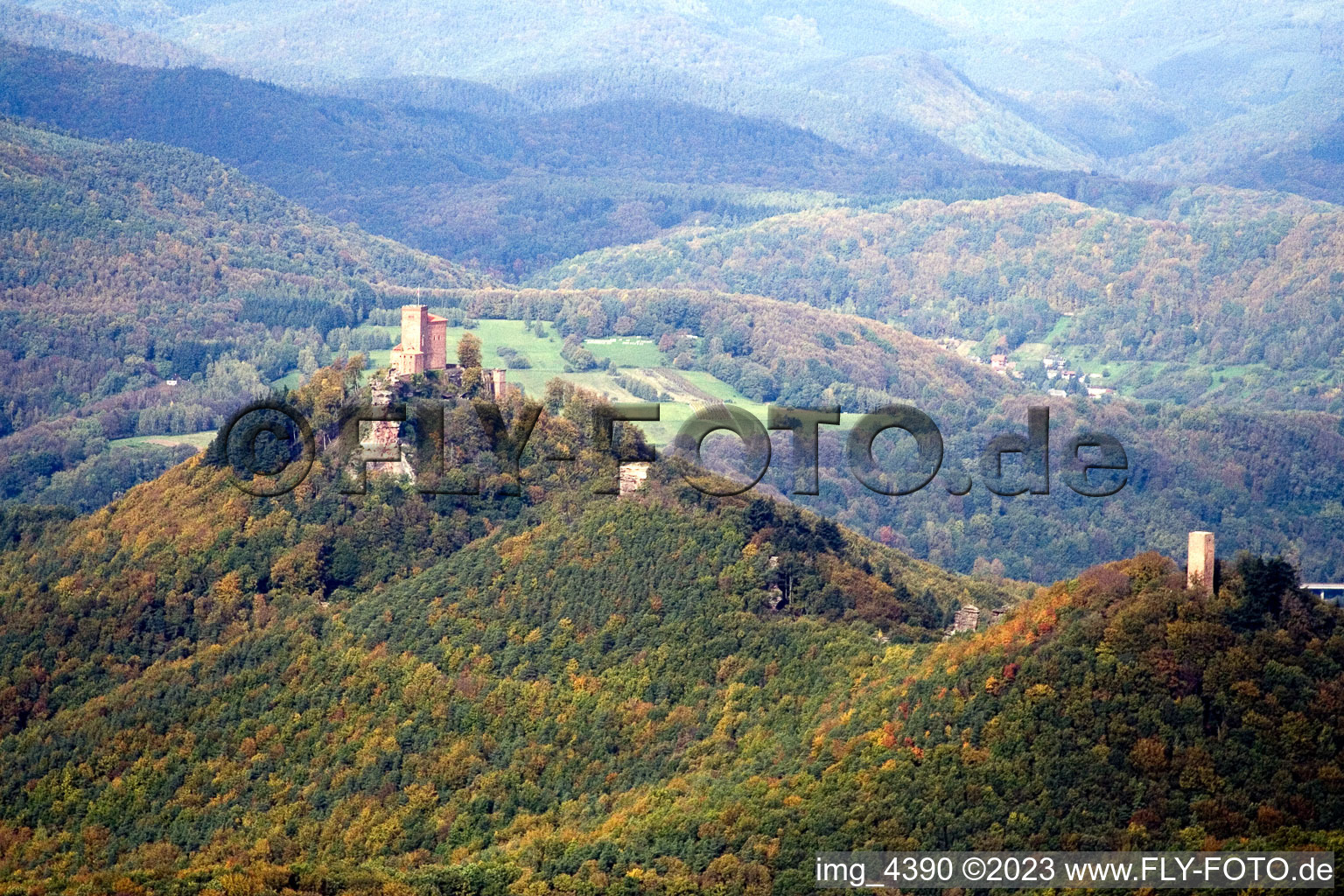 Bird's eye view of Trifels Castle in the district Bindersbach in Annweiler am Trifels in the state Rhineland-Palatinate, Germany