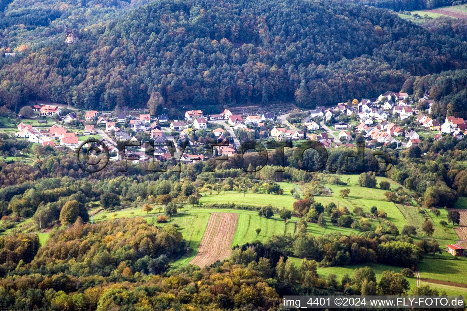 District Stein in Gossersweiler-Stein in the state Rhineland-Palatinate, Germany from above