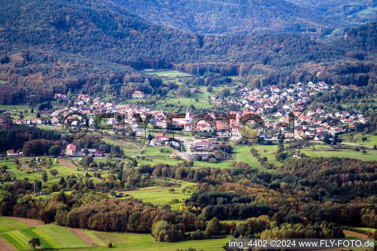 District Gossersweiler in Gossersweiler-Stein in the state Rhineland-Palatinate, Germany seen from above