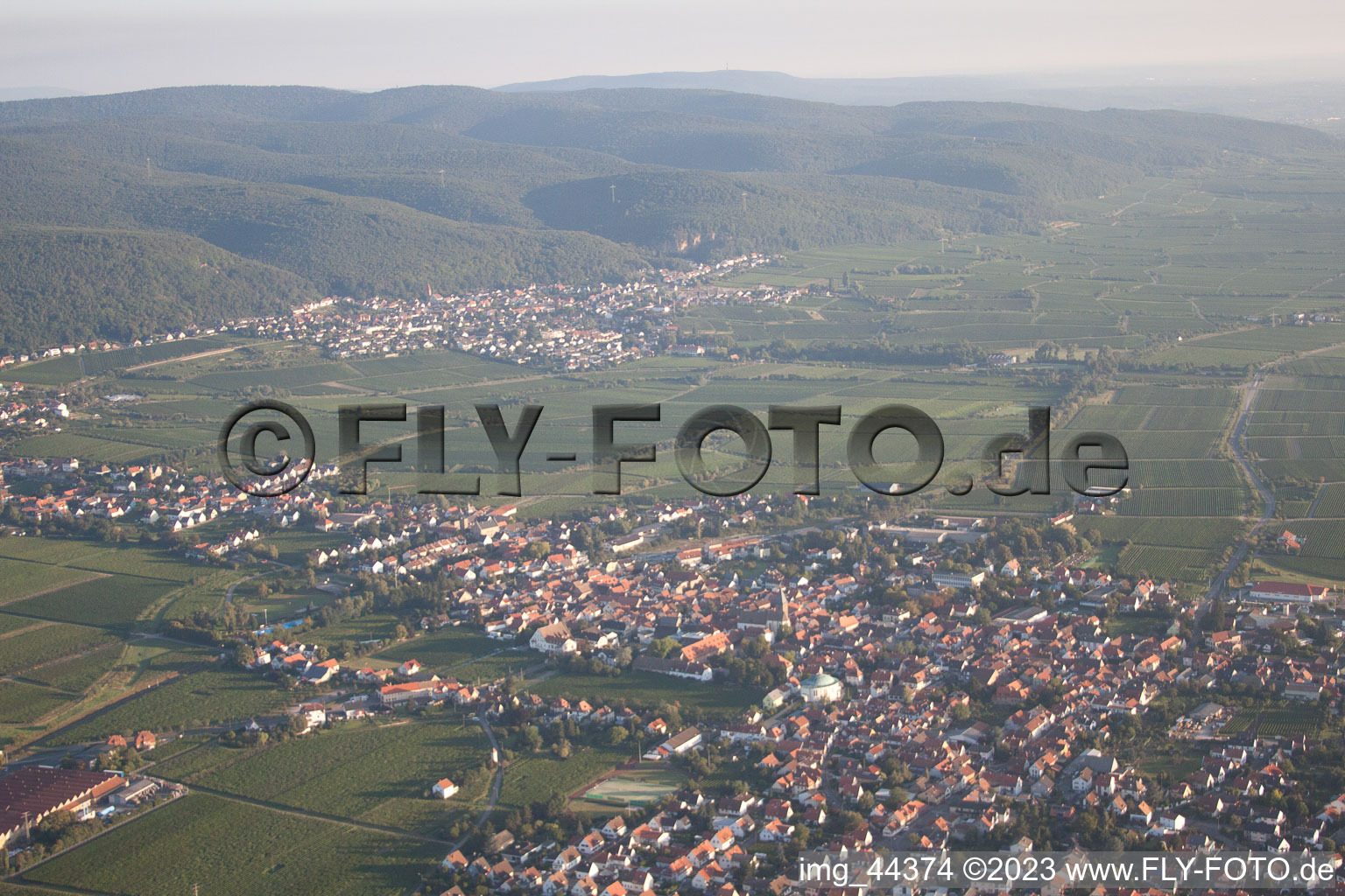 Bird's eye view of District Mußbach in Neustadt an der Weinstraße in the state Rhineland-Palatinate, Germany