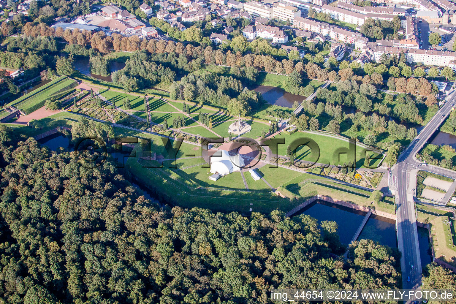 Aerial photograpy of Park of Pulvermagazin Juelich / Brueckenkopfpark in Juelich in the state North Rhine-Westphalia, Germany