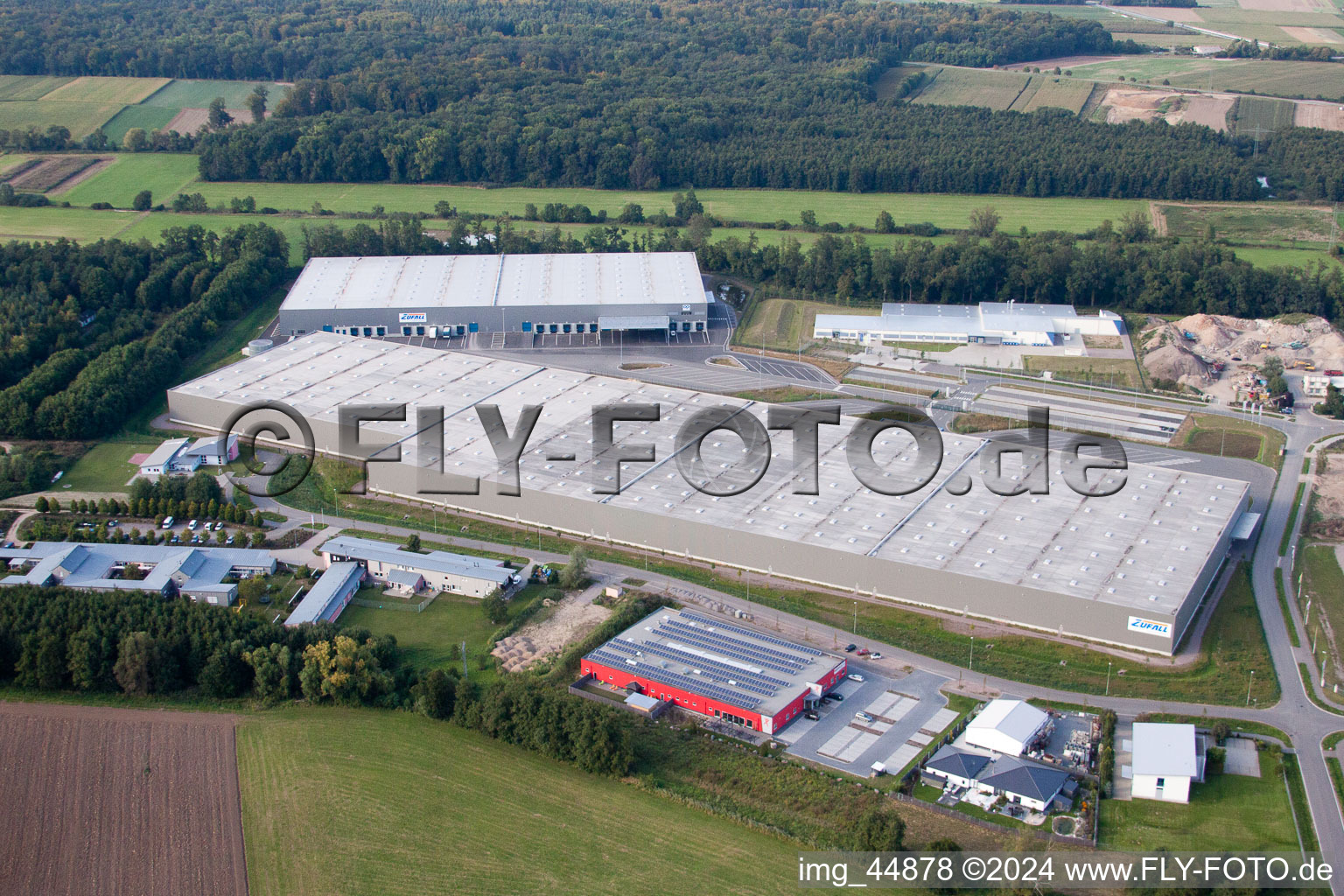 Horst industrial area in the district Minderslachen in Kandel in the state Rhineland-Palatinate, Germany seen from above