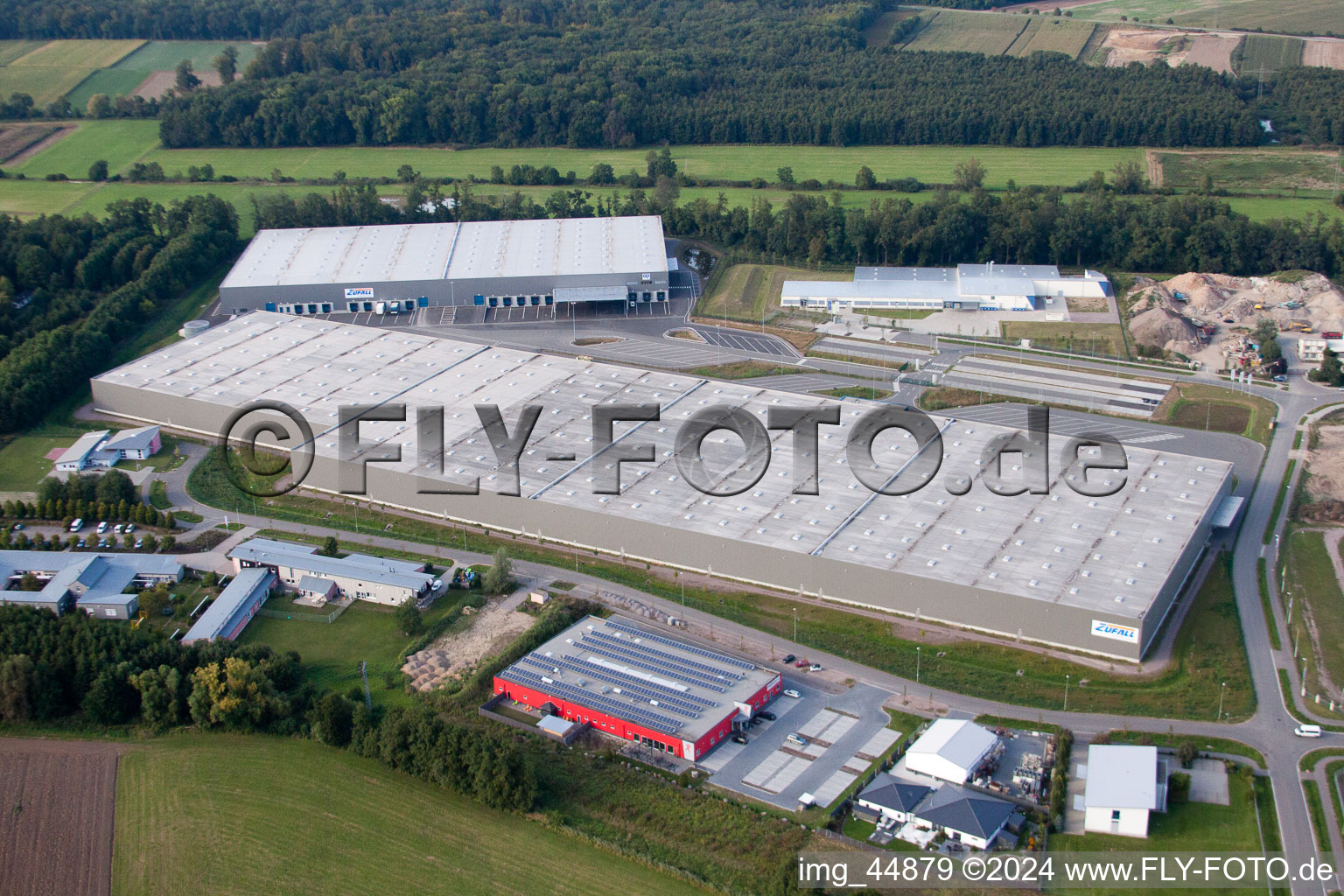 Horst Industrial Estate in the district Minderslachen in Kandel in the state Rhineland-Palatinate, Germany from the plane