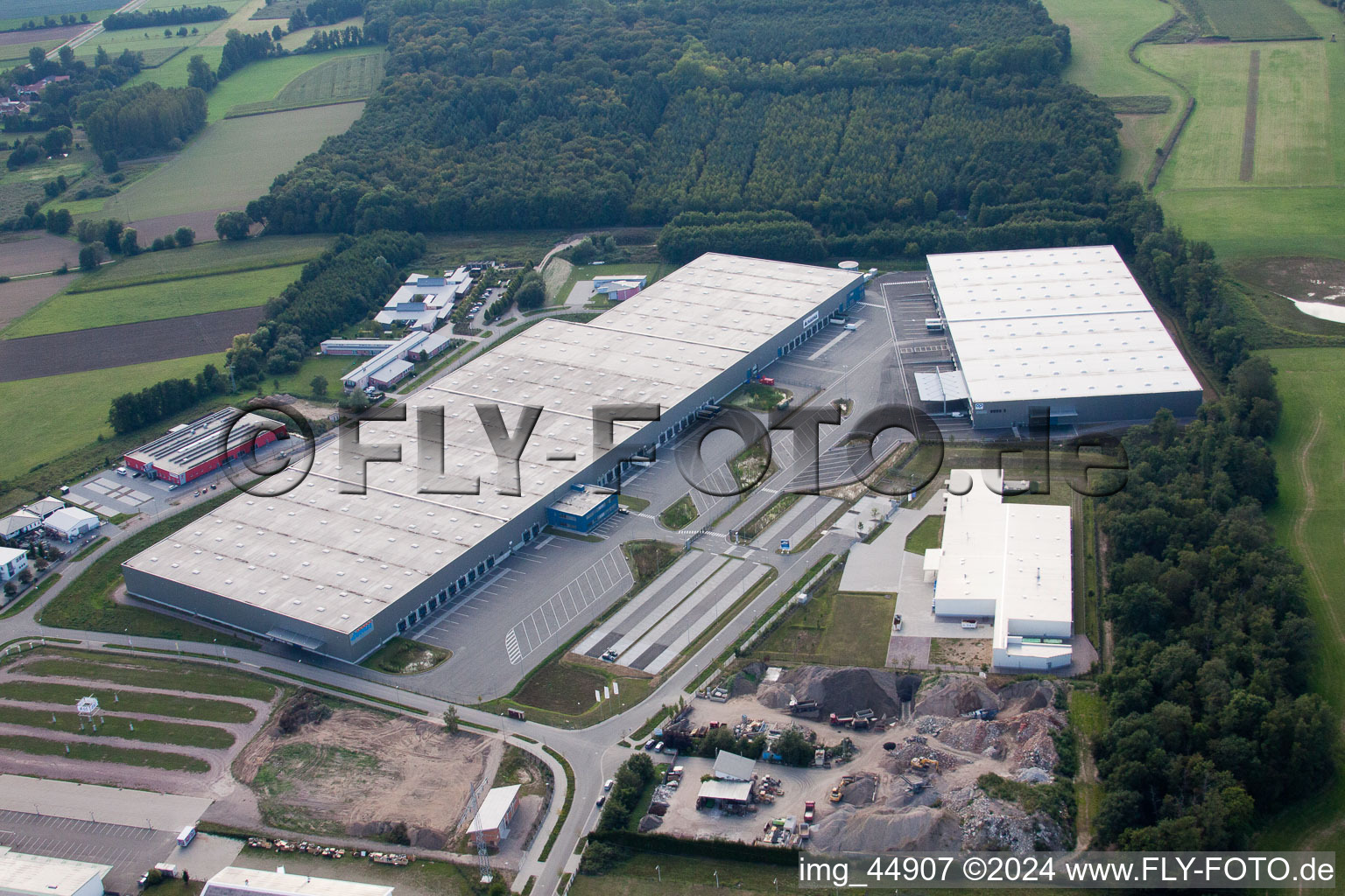 Horst Industrial Estate in the district Minderslachen in Kandel in the state Rhineland-Palatinate, Germany seen from above