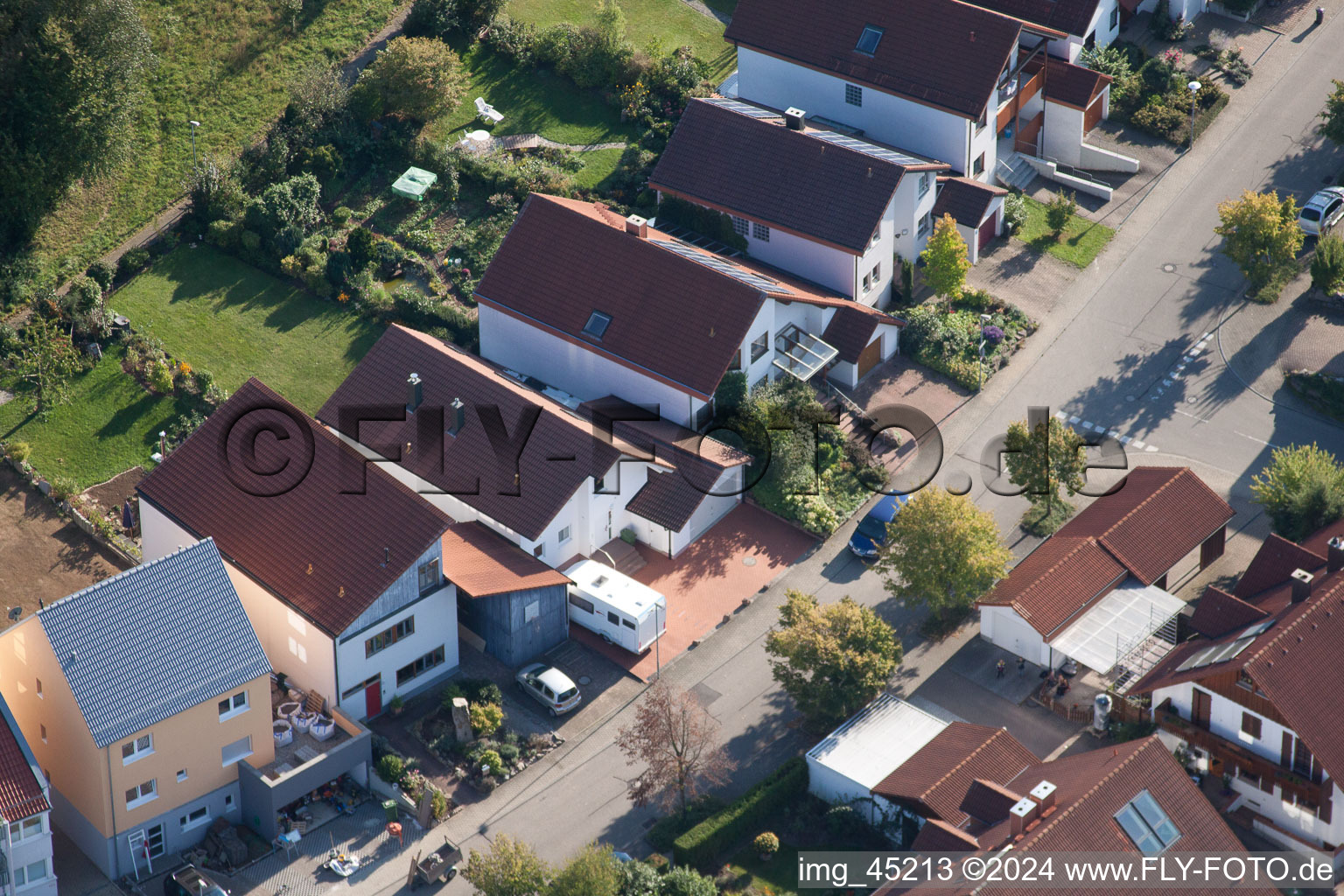 Mozartstr in the district Langensteinbach in Karlsbad in the state Baden-Wuerttemberg, Germany from above